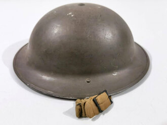 Großbritannien Stahlhelm 2.Weltkrieg. Die Glocke datiert 1942, Innenfutter undatiert. Originallack