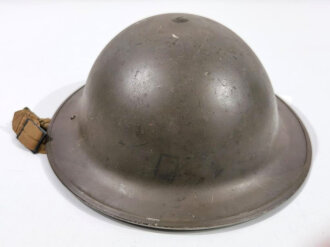 Großbritannien Stahlhelm 2.Weltkrieg. Die Glocke datiert 1942, Innenfutter undatiert. Originallack