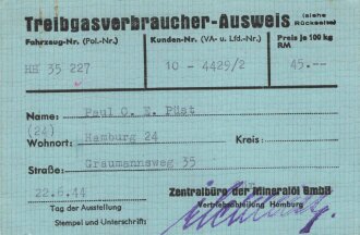 "Treibgasverbraucher-Ausweis" eines Fahrzeugs aus Hamburg, datiert 1944