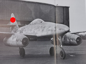 "Me 262", Entwicklung, Erprobung und Fertigung des ersten einsatzfähigen Düsenjägers der Welt, Willy Radinger/Walter Schick, 111 Seiten, DIN A4, gebraucht, aus Raucherhaushalt
