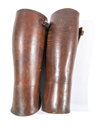 U.S. WWI, Pair of leather officers leggings. Used