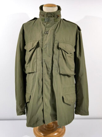 U.S. 1972 dated Field jacket M65. Size medium regular....