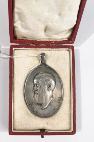 Silbermedaille " Friedrich Krupp 1812-1912 - Alfred Krupp 26.April 1812  " unten am Rand mit 990er Silber gestempelt im Etui