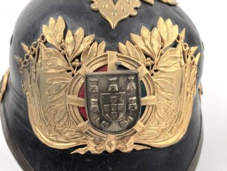 Portugal, "Pickelhaube" der Nationalgarde ( Guarda Nacional Republicana GNR) in gutem Zustand