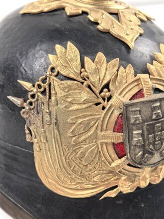 Portugal, "Pickelhaube" der Nationalgarde ( Guarda Nacional Republicana GNR) in gutem Zustand