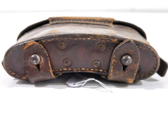 1.Weltkrieg Patronentasche datiert 1916, ein Verschlussriemen defekt