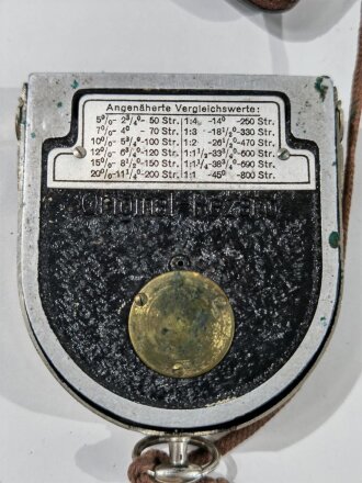 Kompass " Universal Bezard Kompass UKB" Modell III aus den 30iger Jahren. Guter Zustand, in Hülle