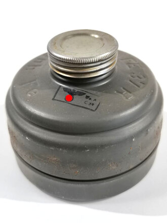 Gasmaskenfilter " Filtereinsatz 37 R" Wehrmacht, datiert 1941. Originallack