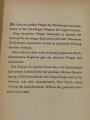 "Das Buch der Spanienflieger - Die Feuertaufe der neuen deutschen Luftwaffe", datiert 1939, 255 Seiten, gebraucht, aus Raucherhaushalt