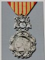 Les decorations francaises, Preface du General jean - Philippe Douin, Grand Chancelier de la Legion d` honneur, 107 Seiten, DIN A4, gebraucht, aus Raucherhaushalt