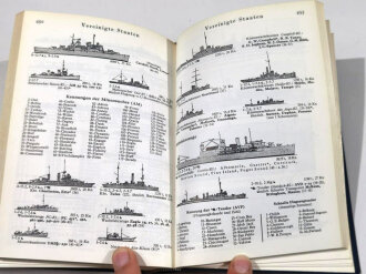 "Taschenbuch der Kriegsflotten 1943/44", Neuauflage 1974,  ca. 590 Seiten, gebraucht, aus Raucherhaushalt