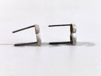 Paar Auflagen für Schulterklappen der  Wehrmacht "2" in Silber, Höhe 12 mm
