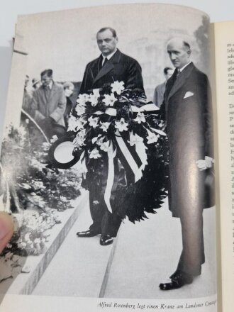 "Letzte Aufzeichnungen, Ideale und Idole, der Nationalsozialistischen Revolution" Alfred Rosenberg datiert 1955, 343 Seiten, DIN A5, aus Raucherhaushalt