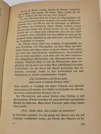 "Der Tanz aus der Reihe", Volkschaft.Verlag Dortmund, datiert 1943, 609 Seiten, aus Raucherhaushalt