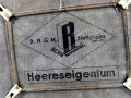 Spiegel für eine Unterkunft der Wehrmacht. Maße 27 x 35cm, Rückseitig markiert " Heereseigentum"