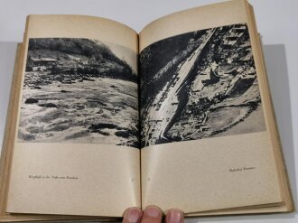 "Die Fallschirmjäger von Dombas", datiert 1941, 189 Seiten, DIN A5, aus Raucherhaushalt