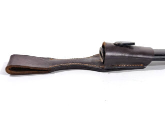 Extraseitengewehr KS98 mit Hirschhorngriffschalen und  Koppelschuh für Gebirgstruppe oder Jäger,  Herstellermarke von Anton Wingen Junior ,  Solingen, Gefäß und Klinge vernickelt, grüner Filzschutz für Bajonetthalterung,.Scheide verdellt, Originallack