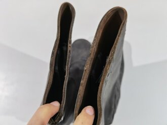 Paar Stiefel für weibliches Personal der Wehrmacht ( Helferinnen und RAD w. ) Getragenes, ungereinigtes Paar, Sohlenlänge 25,5cm