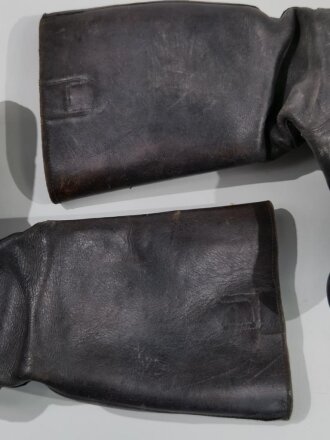 Paar Stiefel für weibliches Personal der Wehrmacht ( Helferinnen und RAD w. ) Getragenes, ungereinigtes Paar, Sohlenlänge 25,5cm