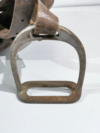 Sitzkissen für Fußartillerie, ohne erkennbare Stempelung, war so im 1.Weltkrieg und der Reichswehr im Einsatz