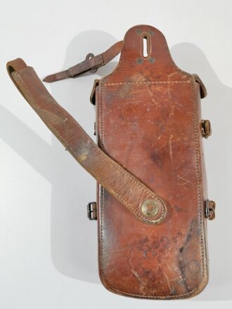 Beschlagzeugtasche für berittenes Hufbeschlagpersonal der Wehrmacht. Datiert 1942, ungereinigtes Stück