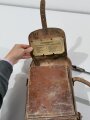 Beschlagzeugtasche für berittenes Hufbeschlagpersonal der Wehrmacht. Datiert 1942, ungereinigtes Stück