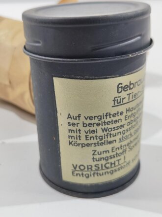 Tier Entgiftungsbüchse 42 der Wehrmacht. Ungebrauchtes Stück in der originalen Umverpackung