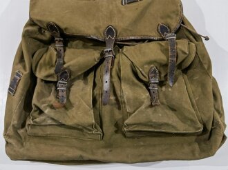 Rucksack für Gebirgstruppen der Wehrmacht. Variante mit inliegendem Gestell , datiert 1942