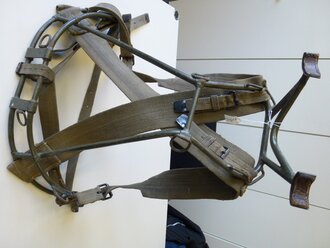 Tragegestell für Rohr 8cm Granatwerfer 34, komplett Originales Stück