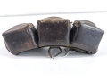 1.Weltkrieg Patronentasche datiert 1917. Leder trocken