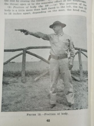 U.S. 1941 dated "FM 23-36, Revolver, Colt, Caliber .45, M1917, and Revolver, Smith and Wesson, Caliber .45, M1917"
