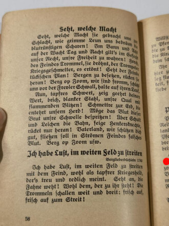 Lieder der Hitler Jugend "Uns geht die Sonne nicht unter." 174 Seiten, DIN A6, datiert 1934