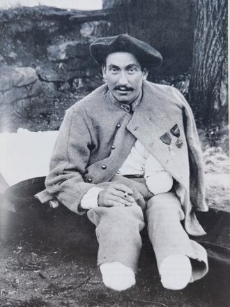 "La Marque du Courage", Preface de Monsieur Jacques Chirac President de la Republique, Croix de Guierre - Valeur Militaire, DIN A4, 189 Seiten, aus Raucherhaushalt