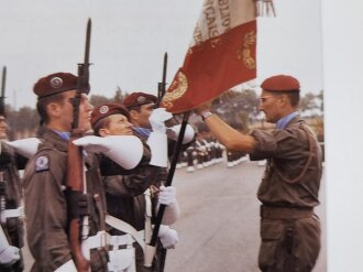 14 e RPCS, Regiment Parachutiste de Commandement et de Soutien, Brave 14, Unis comme au Front (Lavauzelle), DIN A4, 156 Seiten, aus Raucherhaushalt