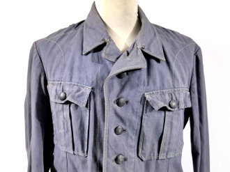 Luftwaffe Tropenfeldbluse 1.Modell in blau. Getragenes...