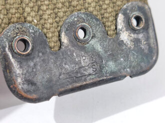 U.S. Model 1910 cartridge belt, early "Eagle snap" made by Mills. Used, good condition, uncleaned