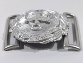 Kriegsmarine Schloß für die Paradefeldbinde der Beamten. Aluminium 60 mm. Hersteller FLL . Sie erhalten ein ( 1 )  ungetragenes Stück in sehr gutem Zustand aus altem Herstellerbestand