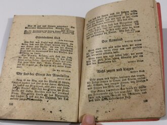 Lieder der Jugend "Uns geht die Sonne nicht unter." datiert 1940, 170 Seiten, DIN A6, stark gebraucht