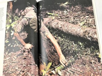 "La Legion", Une Legende en Marche, 1er Etranger de Cavalerie, Textes de Tibor Szecsko et 1 er R. E. C, Photographies de Daniel Riffet et 1 er R. E. C, DIN A4, 128 Seiten, aus Raucherhaushalt