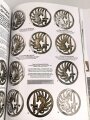 "Paras Francais Algerie 1954 - 1962", Histoire Uniformes, Coiffures, Equipements, Insignes, Patrice Pivetta & Eric Adam, DIN A4, 159 Seiten, aus Raucherhaushalt