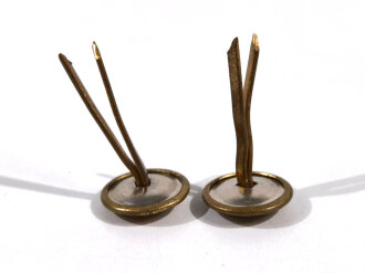 Paar Knöpfe für Schirmmützen, Eisen vergoldet, Durchmesser 12 mm