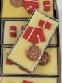 DDR Medaille für 5 Jahre treue Dienste in den Kampfgruppen der Arbeiterklasse. Sie erhalten ein ( 1 ) originales, nicht ausgegebenes Set