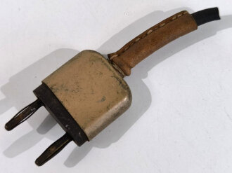 Zweipoliger Stecker  Wehrmacht, sandfarbener Originallack