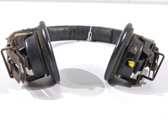 Doppelfernhörer b datiert 1943 (Ausführung für Fahrzeuge ) Gummimuscheln fehlen, Funktion nicht geprüft