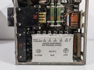 100 Watt Sender Wehrmacht datiert 1944. Originallack. Schrauben zum Teil erneuert ? Funktion nicht geprüft