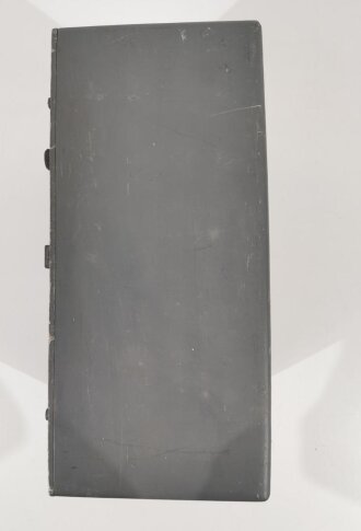 Luftwaffe, künstliche Antenne KA. 40/70, Hersteller Seibt, LN 25490. Wahlweise mit 40 oder 70 Watt belastbar. Originallack, Funktion nicht geprüft