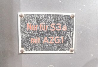 Luftwaffe, künstliche Antenne KA. 40/70, Hersteller Seibt, LN 25490. Wahlweise mit 40 oder 70 Watt belastbar. Originallack, Funktion nicht geprüft