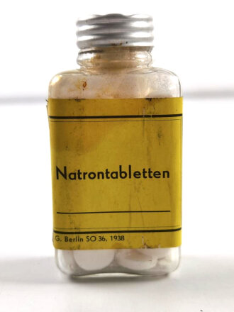 Fläschchen "Natrontabletten " ,  gehört so unser anderem in Verbandkästen des Luftschutz