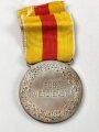 Baden,  Silberne Verdienstmedaille 1916-1918, Buntmetall versilbert, am Rand gepunzt, am Band