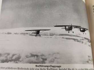 "Das Buch von der Luftwaffe" mit 100 Photos und Zeichnungen im Text